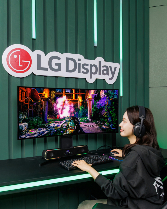 TV 넘어 휴머노이드까지…LGD, 차세대 OLED 풀라인업 공개
