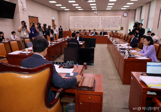 법사소위 '檢 보완수사권 폐지' 심사 속도…"피해자 보호 규정 정비"