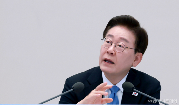 李대통령 "의료인 형사처벌 과도하지 않게 감안해야"