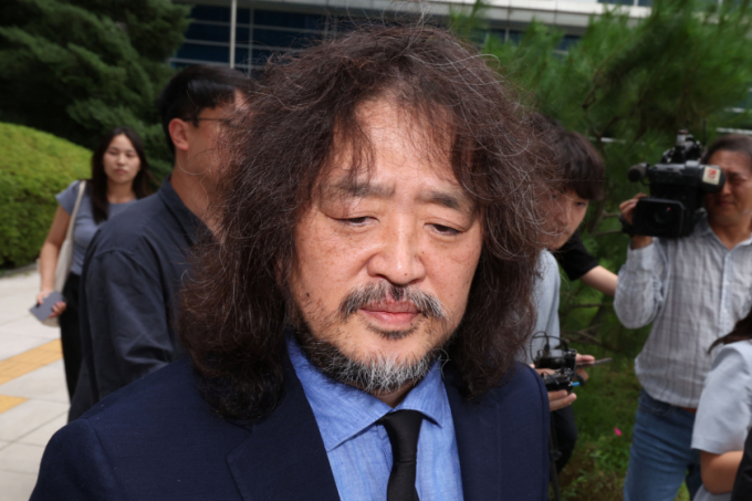 김어준, 유튜브 영상 삭제당해…'가짜뉴스법 신고 1호 삭제' 굴욕
