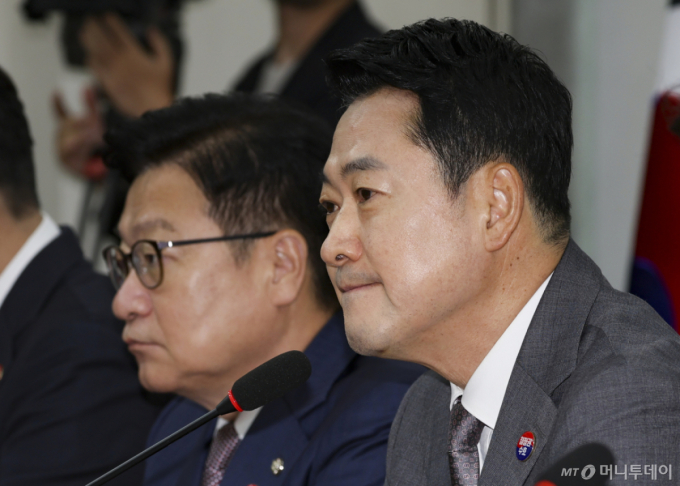장동혁 "선관위 '투표율 조작' 압수수색…특검 수사에 서버 포함해야"