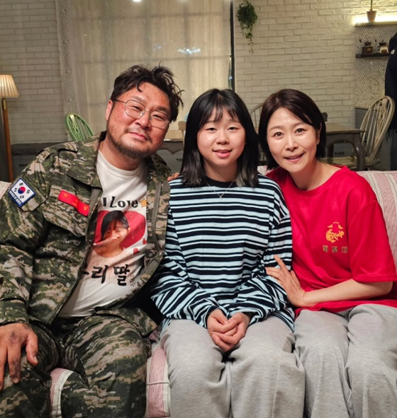 KIA 찐팬 '김부장 66 친구'→'신병 성윤모'→'클라쓰 유재필' 오늘(24일)부터 차례로 광주 챔필 마운드 오른다!