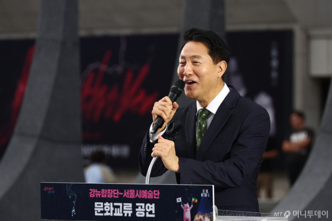 "정답 외면한 부동산 정책 또 낙제"…오세훈, 李 대통령 재건축·재개발 인식 비판