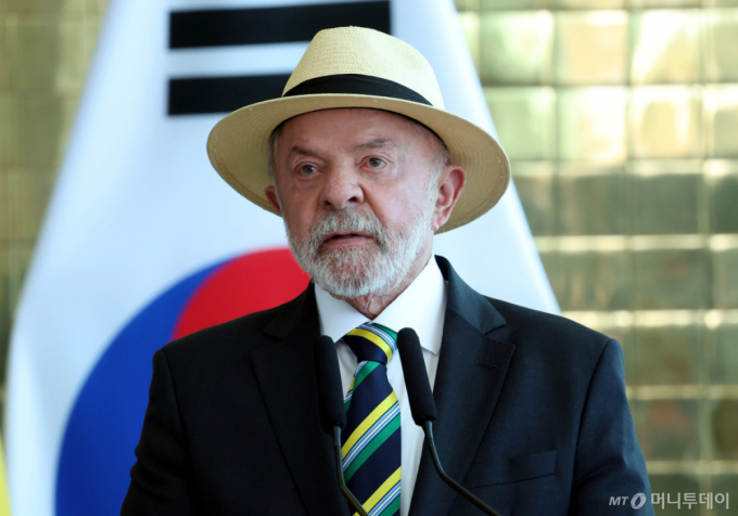 [속보]룰라 대통령 "한-메르코수르 협정 협상 재개 장애 없게 실무그룹 설치"