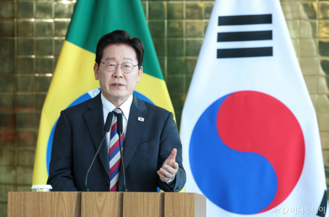 [속보]李 대통령 "9월 발사체 발사는 반드시 성공할 것"