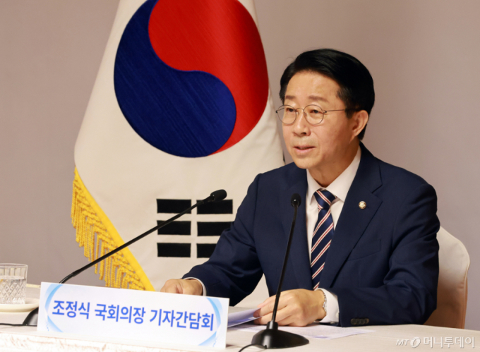 조정식 의장 "국정, 정쟁에 발목 안돼…AI·반도체 적기 입법"