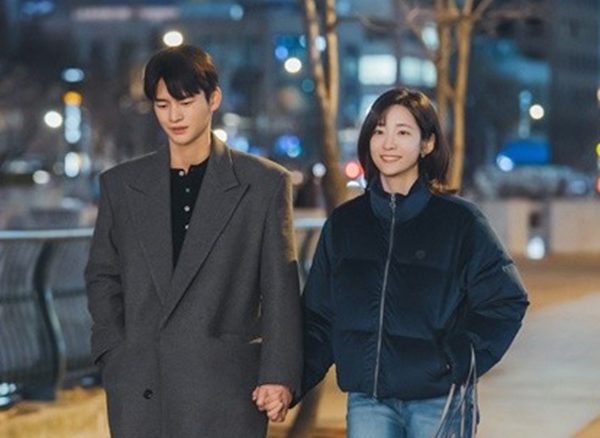 '내일도 출근!' 서인국·박지현, 오늘이 마지막 출근
