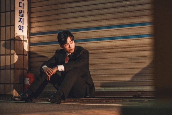 '결혼의 완성' 남궁민, 처참한 만신창이 몰골
