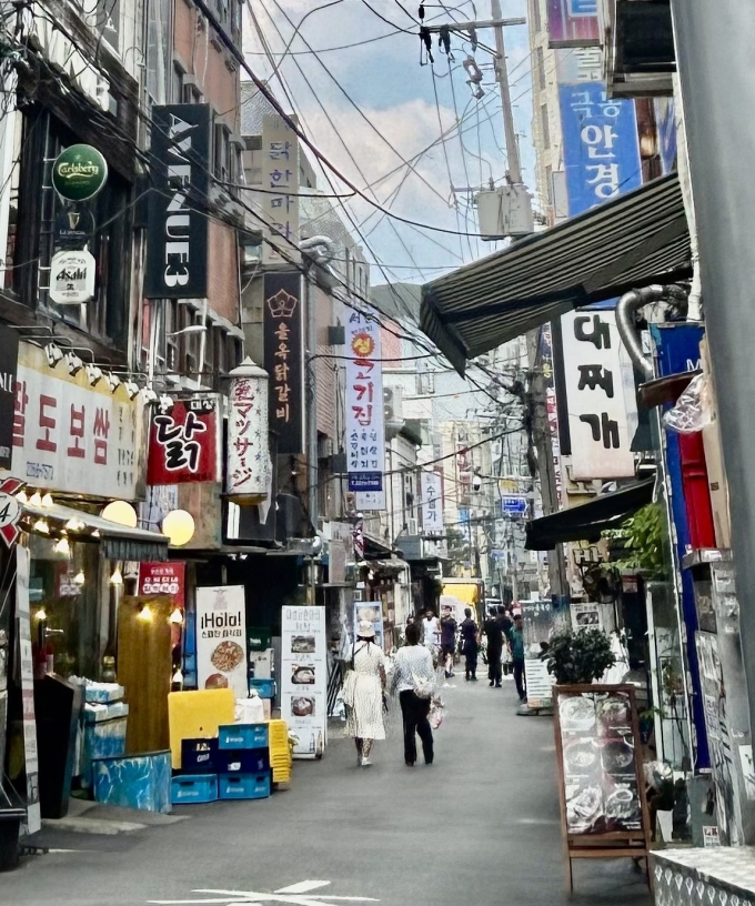 영화 보고 '힙지로' 걷는다…중구, 을지명보 골목형상점가 스탬프 투어