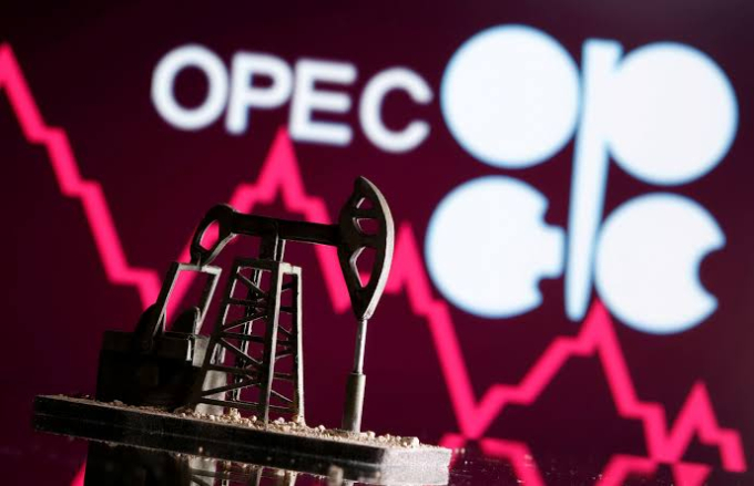 "OPEC+ 7개국, 9월이후 증산 중단 예상…전쟁여파 생산차질"