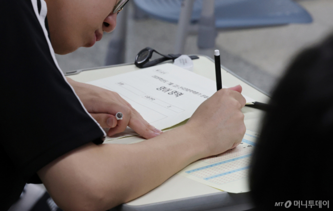 고교학점제 첫해 보니…고1, 평균 21과목 듣고 '진로·내신' 따졌다