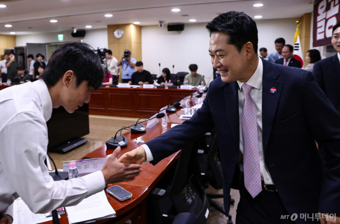 '올공' 청년들 국회로 모은 국민의힘...장동혁 "특검에 전산조작 포함"