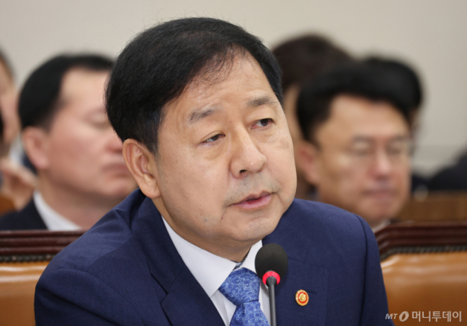 "단일종목 레버리지 도입 신중했어야"…여야, 증시 폭락에 정부 비판