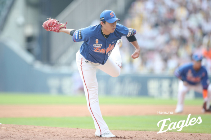 [오피셜] '부정투구 아니었다' KBO '투수 이물질 퇴장' 김기중에 '추가 출장정지 징계' 전격 철회, 왜?