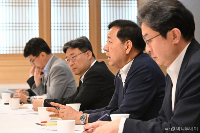 F4 "단일종목 레버리지 ETF, 개인별 투자한도로 총량 관리"