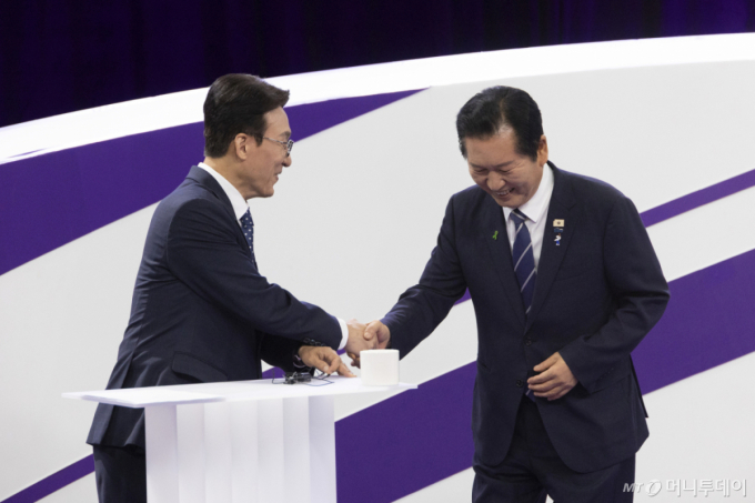 "선거 지휘 해봤나"·"당 대표 해봤나"…김민석·정청래 입씨름