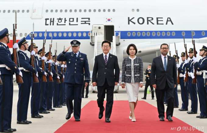 한-칠레 정상회담…FTA 현대화하고 광물 자원 파트너십 MOU 체결