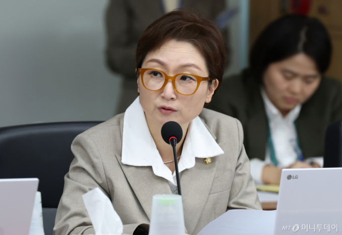 이언주, 소방관 국가지원 확대법 발의…"인건비 80% 이상 국가 부담"