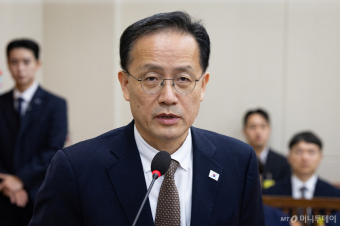 이형일 "인허가·착공 등 선행지표 늘어…부동산 시장 점점 안정될 것"