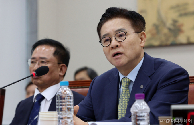 대교협 사무총장, 수시 먹통 터진 날 해외출장…회장 "사퇴도 고려"