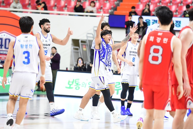 삼성 아무도 못 막는다! '창단 최초' 개막 7연승 폭발... KBL 역대 기록까지 1승 남았다
