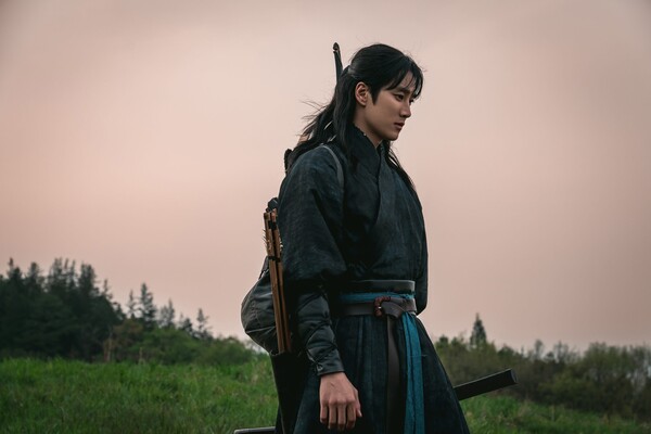'신의 구슬' 안보현, 장발 휘날리는 고려 장수 변신