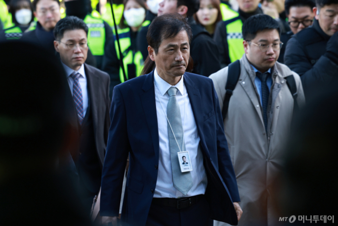 與 "올공 특검 공개검증, 한점 의혹 없게…장기 점거 마무리할 것"
