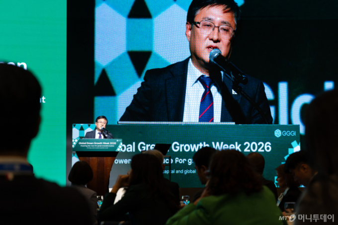 돈·기술·규제 한꺼번에 푼다…기후테크 기업 1000곳 육성
