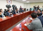 자유한국당 재선 의원 간담회