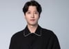 "이동건, 미모의 여성과 손 꼭 잡고" 열애설…조윤희와 이혼 5년만