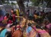 인도 최하층 자매, 납치된 뒤 나무에 매달린 채로 발견