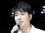 '116억 횡령의혹' 박수홍 친형 구속송치…200억 자산 형수도 수사
