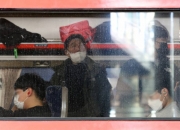 실내마스크 벗어도 확진자 감소…코로나 진짜 끝나가나