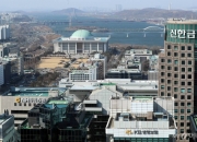 "국회보다 높은 건물 안 돼"…이 규제 풀려던 서울시, 물러선 이유