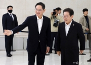 이재용 만난 이재명 "삼성이 잘돼야"…52시간·상법 논의는 없었다