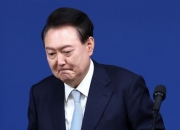 파면 尹, 사저 정치 본격화?…차기 보수후보 '킹메이커' 노릴 수도
