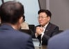 정부, SKT에 신규 가입 중단 행정지도…"유심부족 해소까지"