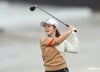 '20대 女골퍼 3명과 동시 불륜' 男캐디→9년간 출입 금지 '철퇴' [日JLPGA 공식 발표]