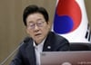이재명 대통령 '잘 한다' 64% 제자리...이진숙 지명철회 '찬성' 74%