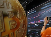 비트코인 하루만에 또 사상 최고가…12만6000달러 돌파