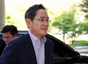 이재용 회장의 승부수, '반성문 1년' 그 후...삼성이 달라졌다