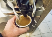 이 나라 배수구에 커피 버렸다가…공무원들 달려와 "벌금 29만원"