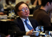 "정년연장 대신 '퇴직 후 재고용', '임금 개편 규제 완화' 필요"