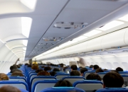 비행기서 쓰러진 할머니…함께 타고 있던 간호사·소방관이 살렸다