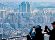 "퇴직금 깨서 집 샀다" 고금리에 노후자금 '영끌'...역대 최대규모