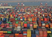 중국 5% 성장 목표 달성…수출이 관세 충격 흡수