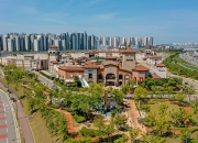 "매일 가는 아울렛", 신세계표 전략 통했다...고객 20% 쑥