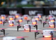 "장관이네" GD 무대 위 군무 펼친 K-드론…美 70% 삼키고 600억 잭팟