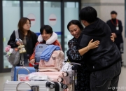 출발 직전까지 대피 경보…UAE 체류 국민 203명, 전세기 타고 무사 귀국