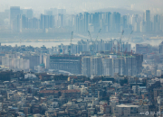 "우리집 좀 팔아줘요" 강남구 집주인들 울상...집값 2년 만에 꺾였다
